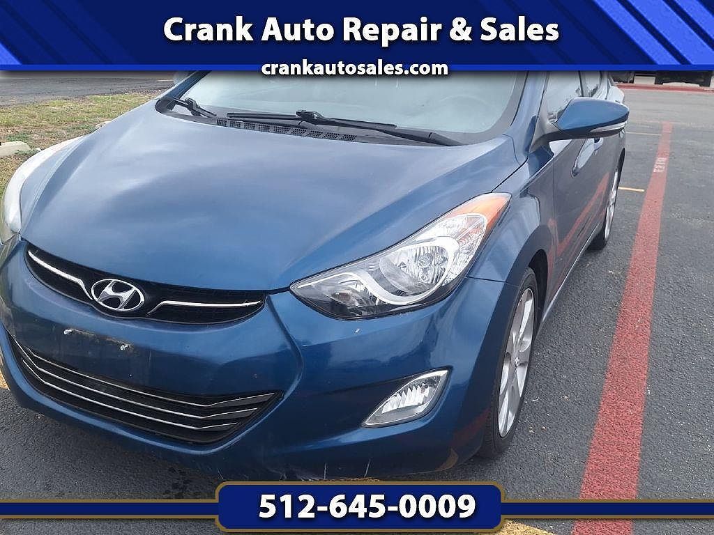 2013 HYUNDAI Elantra