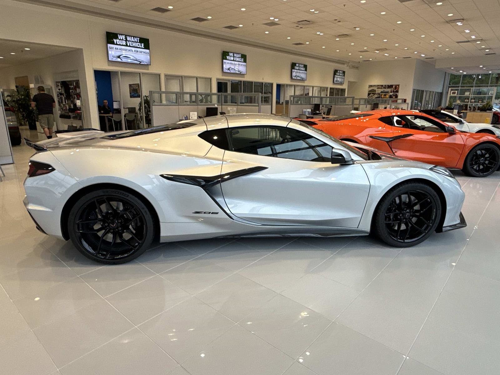 2026 CHEVROLET Corvette