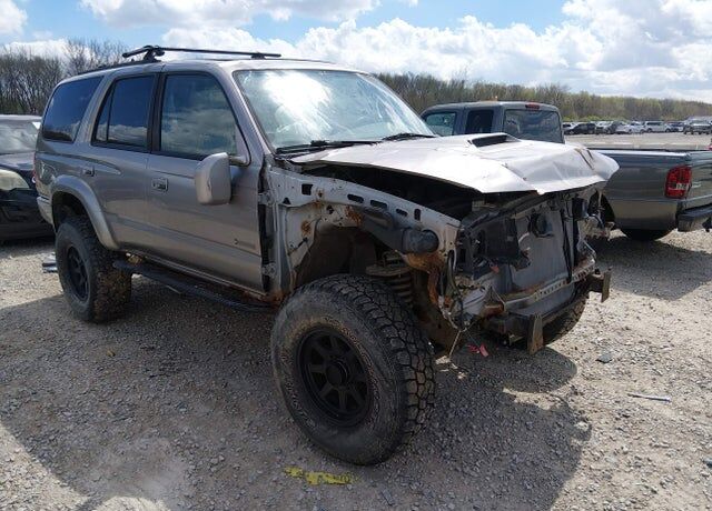 2002 TOYOTA 4-Runner