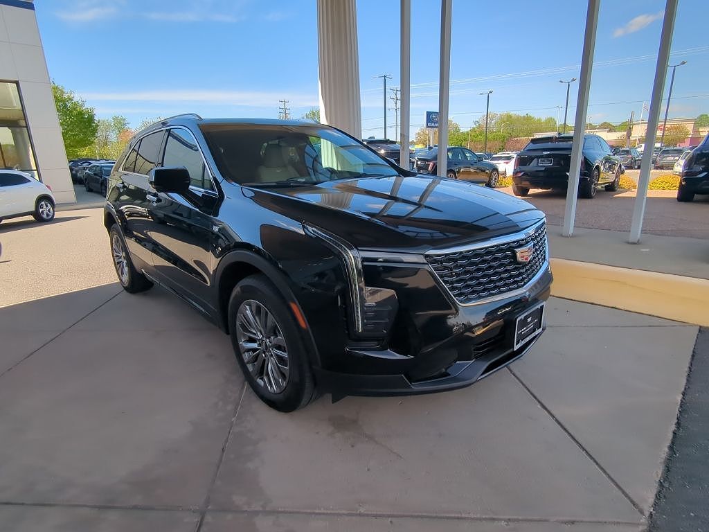 2025 CADILLAC XT4