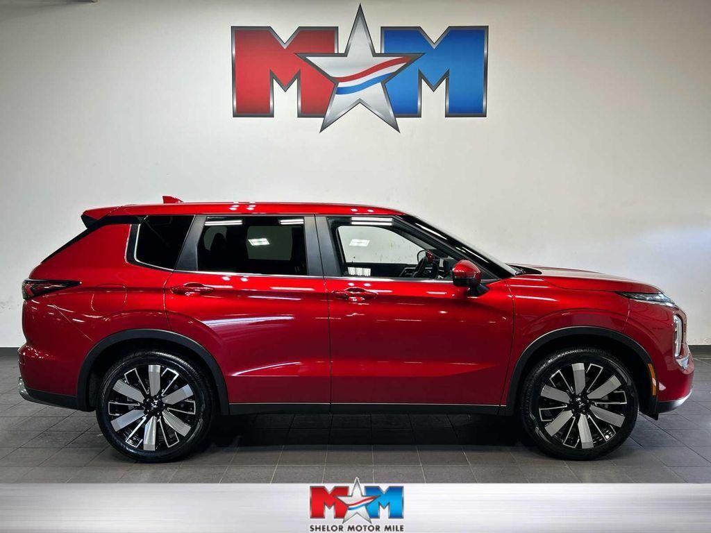 2025 MITSUBISHI Outlander