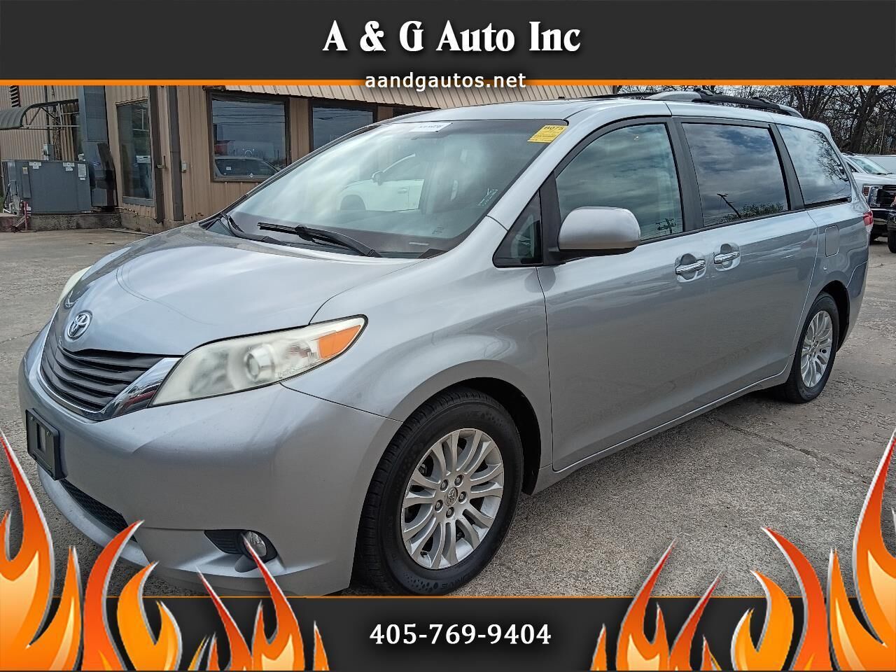 2014 TOYOTA Sienna