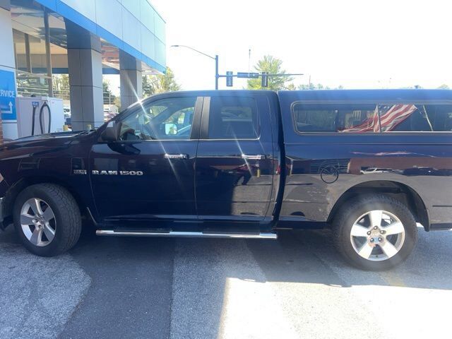 2012 DODGE Ram