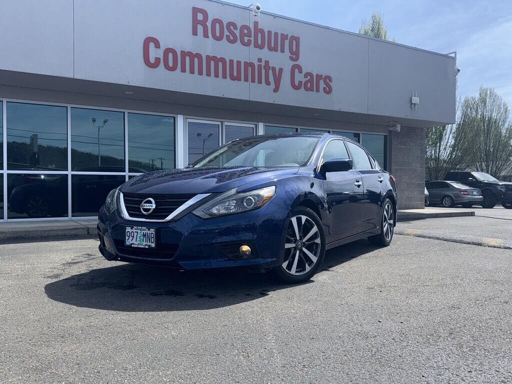 2017 NISSAN Altima