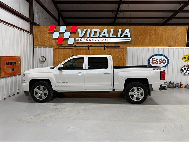 2018 CHEVROLET Silverado