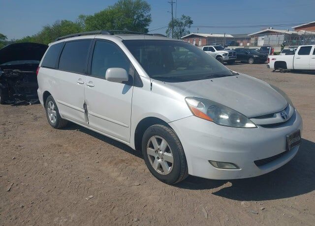 2008 TOYOTA Sienna