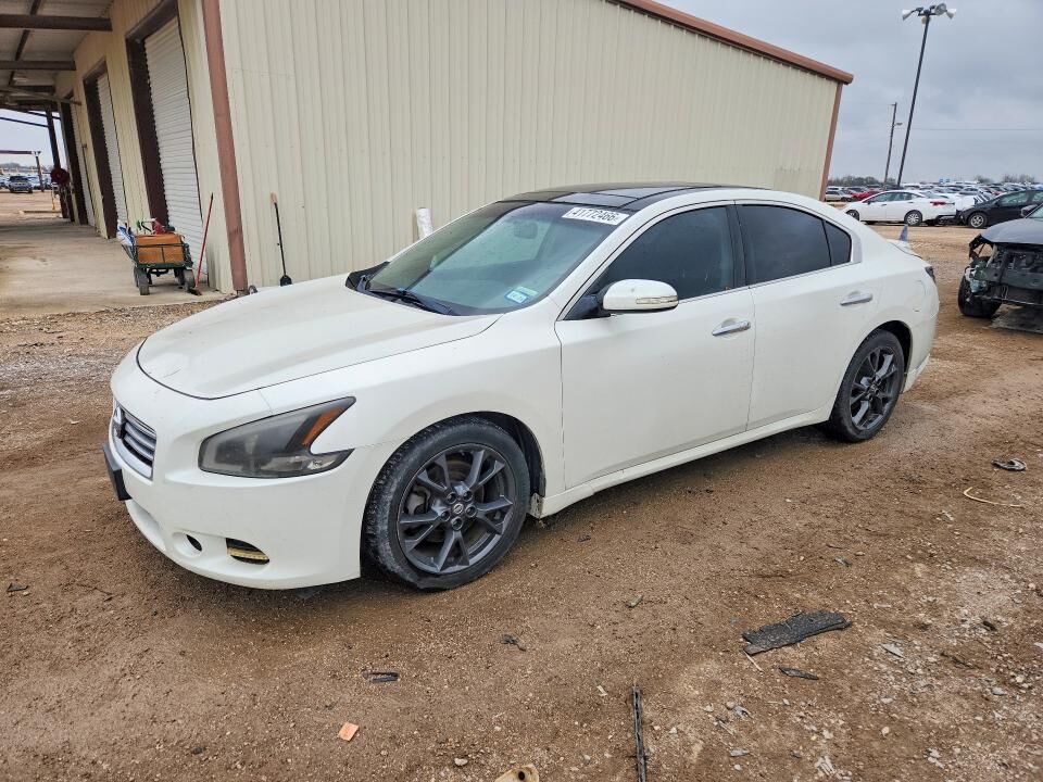 2014 NISSAN Maxima