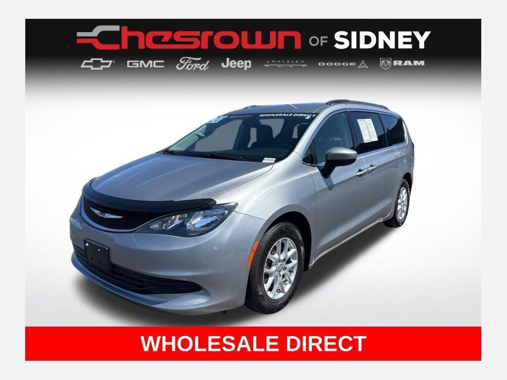 2020 CHRYSLER Voyager