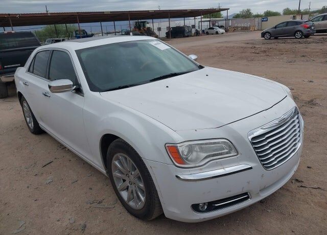 2013 CHRYSLER 300