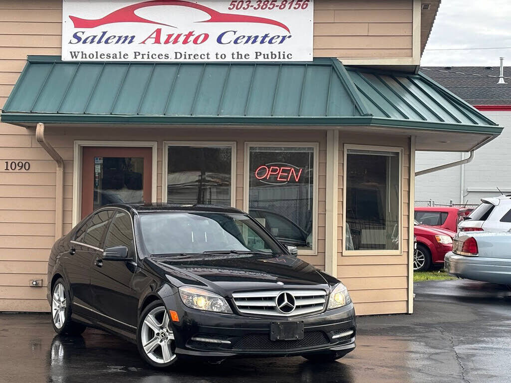 2011 MERCEDES-BENZ C-Class