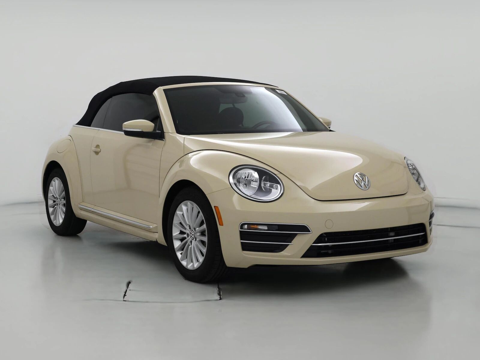 2019 VOLKSWAGEN Beetle