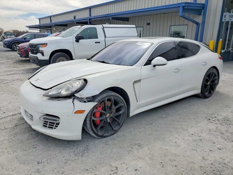 2010 PORSCHE Panamera