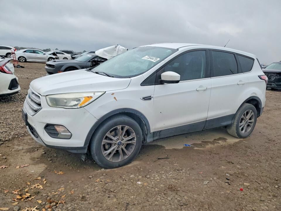 2017 FORD Escape