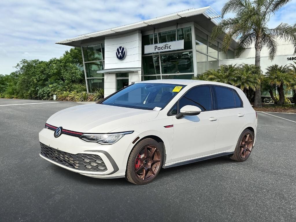 2022 VOLKSWAGEN Golf GTI