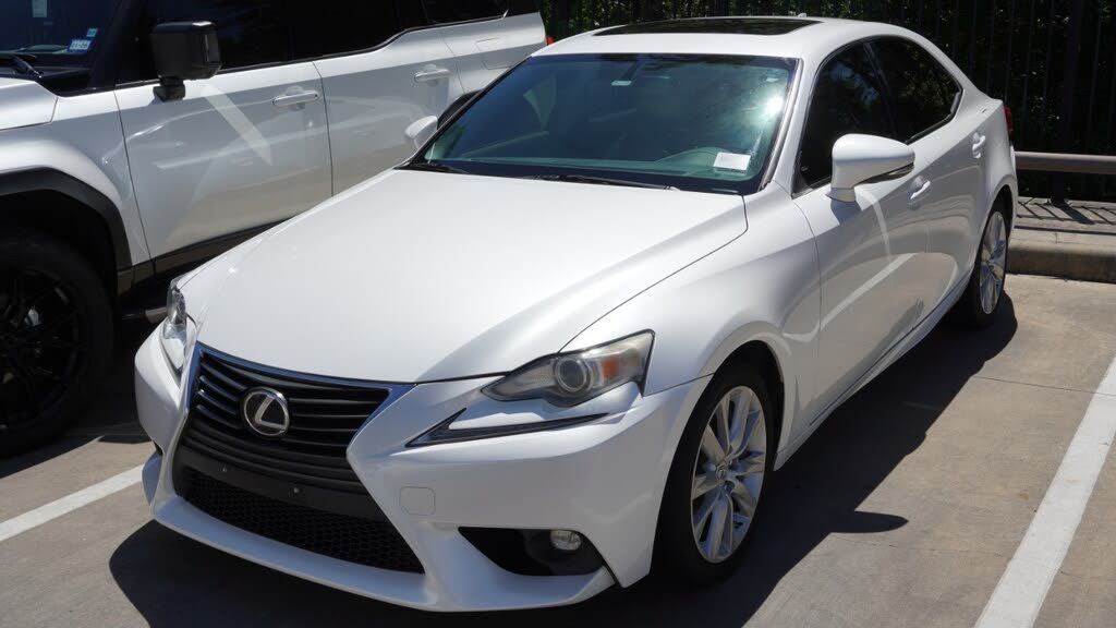 2016 LEXUS IS