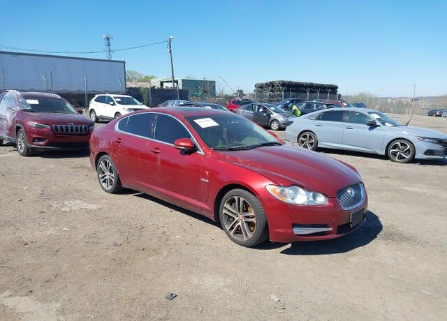 2010 JAGUAR XF