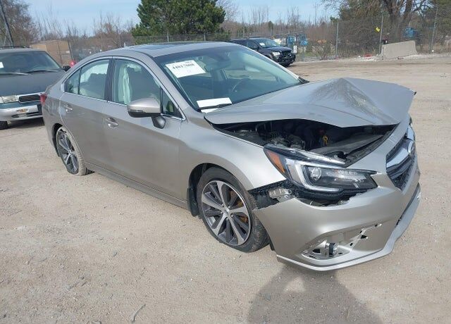 2019 SUBARU Legacy