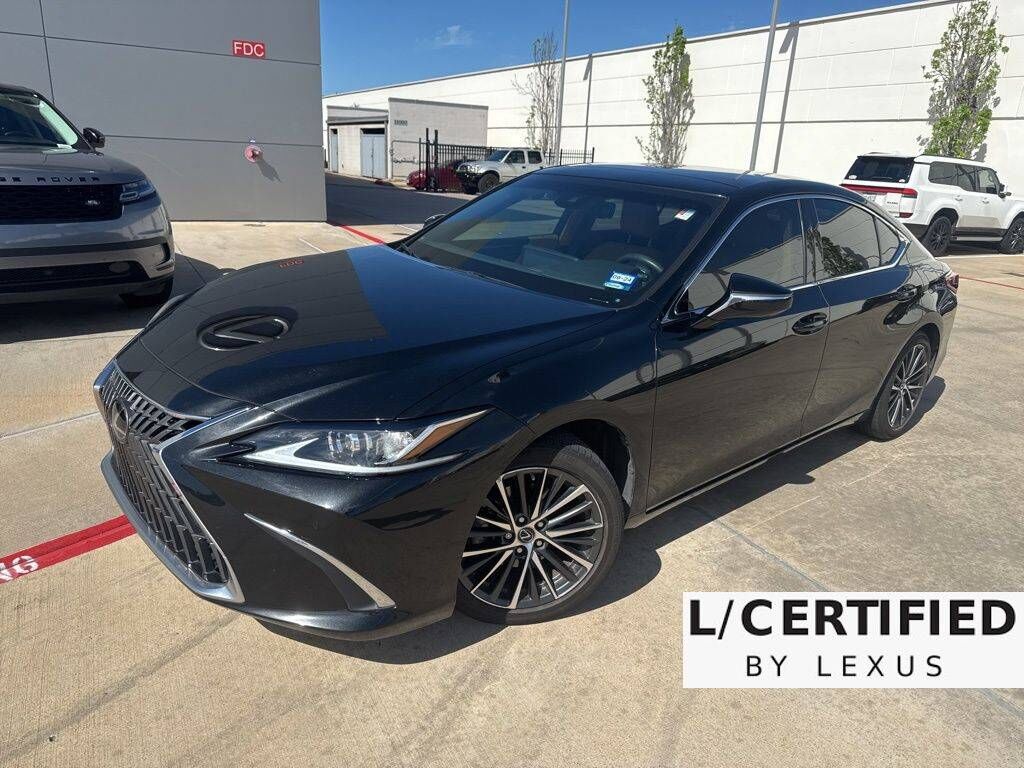 2022 LEXUS ES