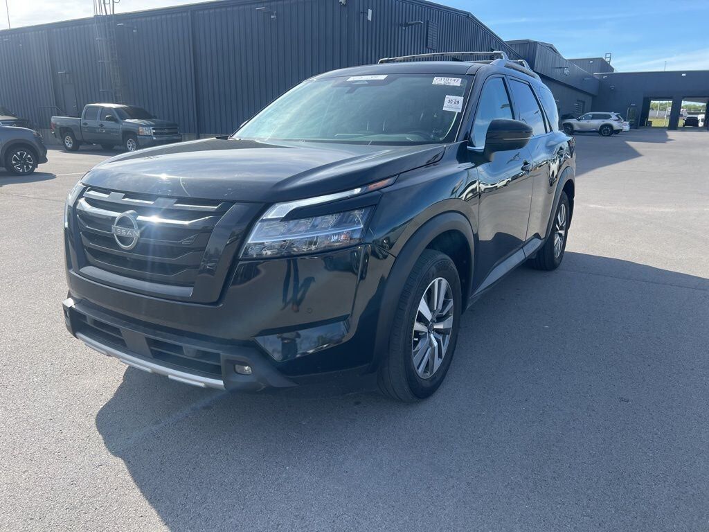 2023 NISSAN Pathfinder