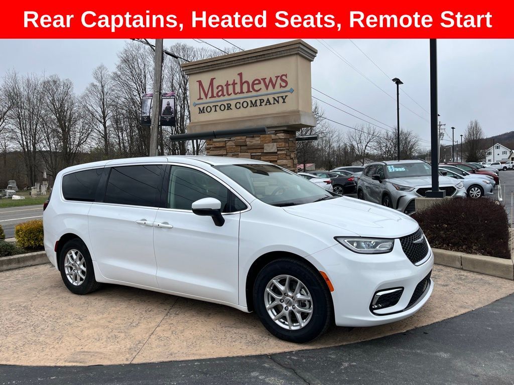 2023 CHRYSLER Pacifica