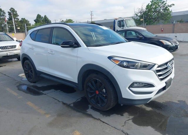 2017 HYUNDAI Tucson