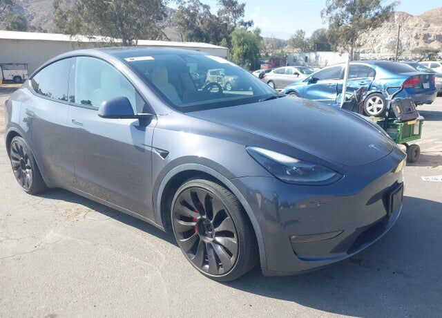 2021 TESLA Model Y