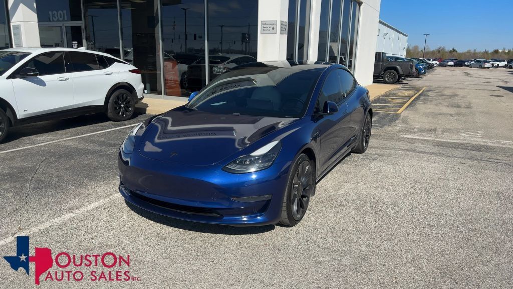 2021 TESLA Model 3