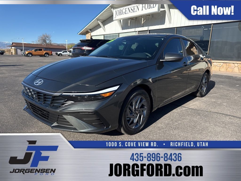 2025 HYUNDAI Elantra