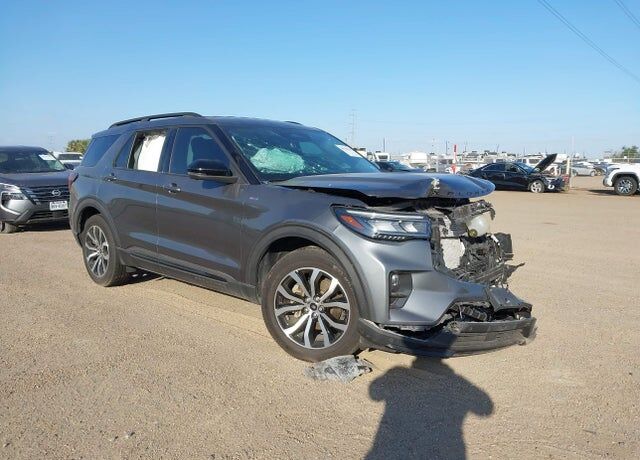 2025 FORD Explorer