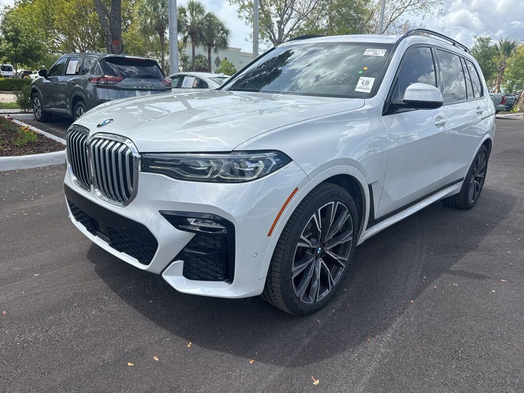 2022 BMW X7