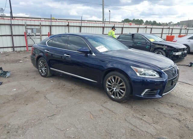 2017 LEXUS LS