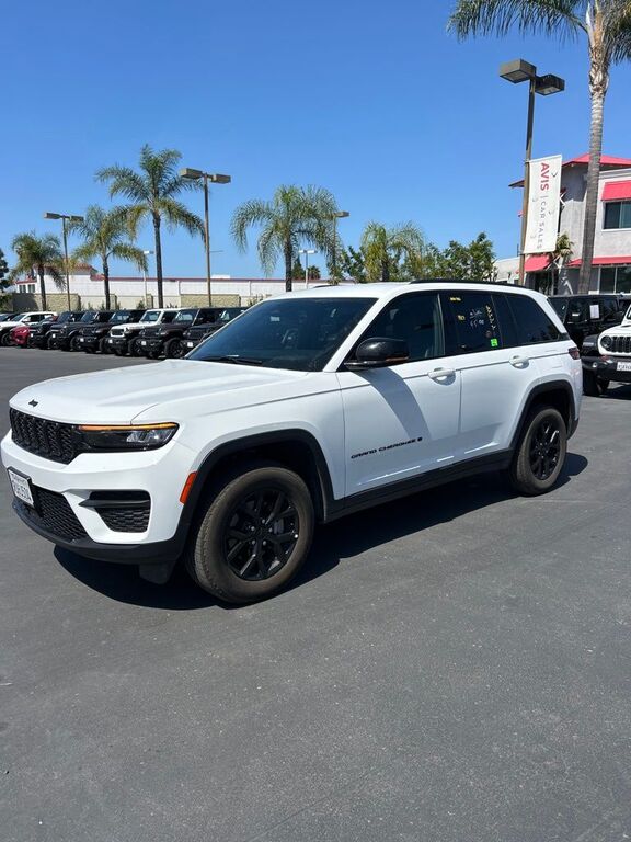 2025 JEEP Grand Cherokee