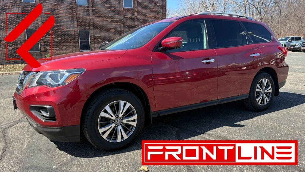 2017 NISSAN Pathfinder
