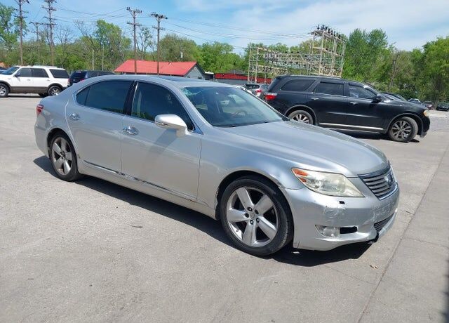2010 LEXUS LS