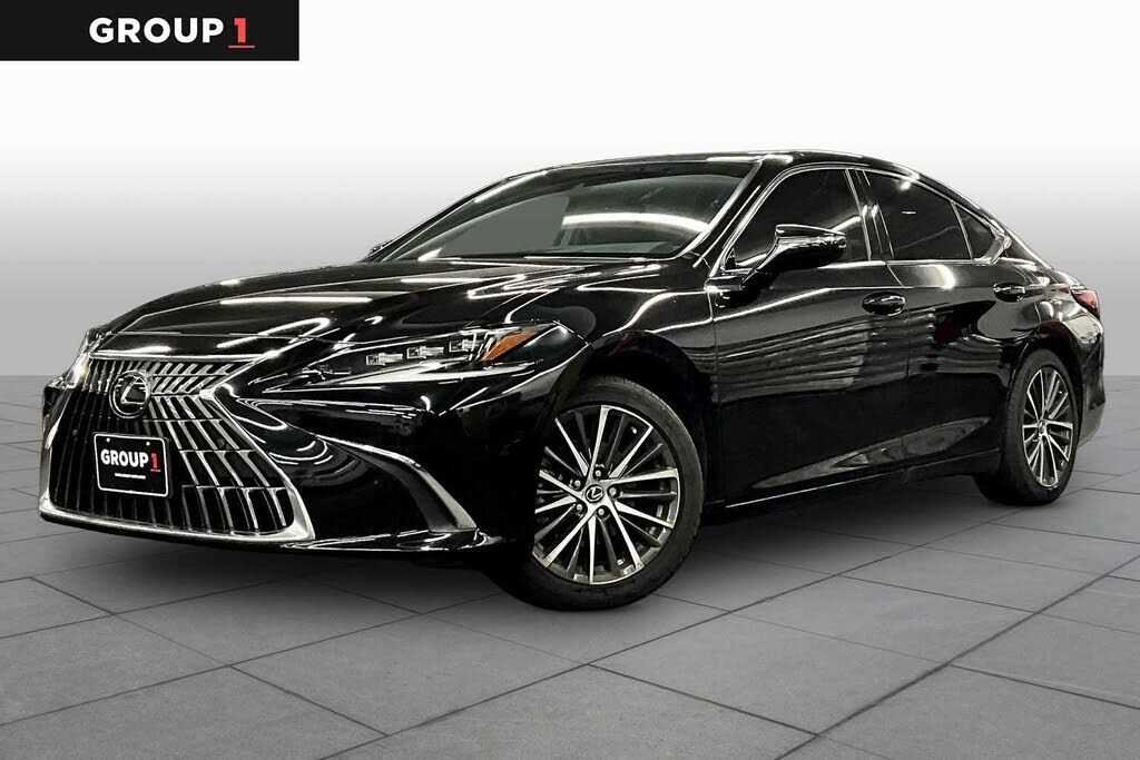 2024 LEXUS ES
