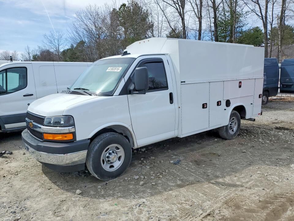 2025 CHEVROLET Express