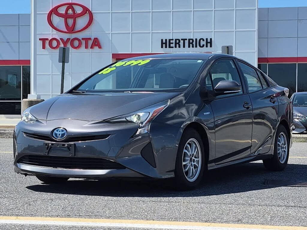2018 TOYOTA PRIUS