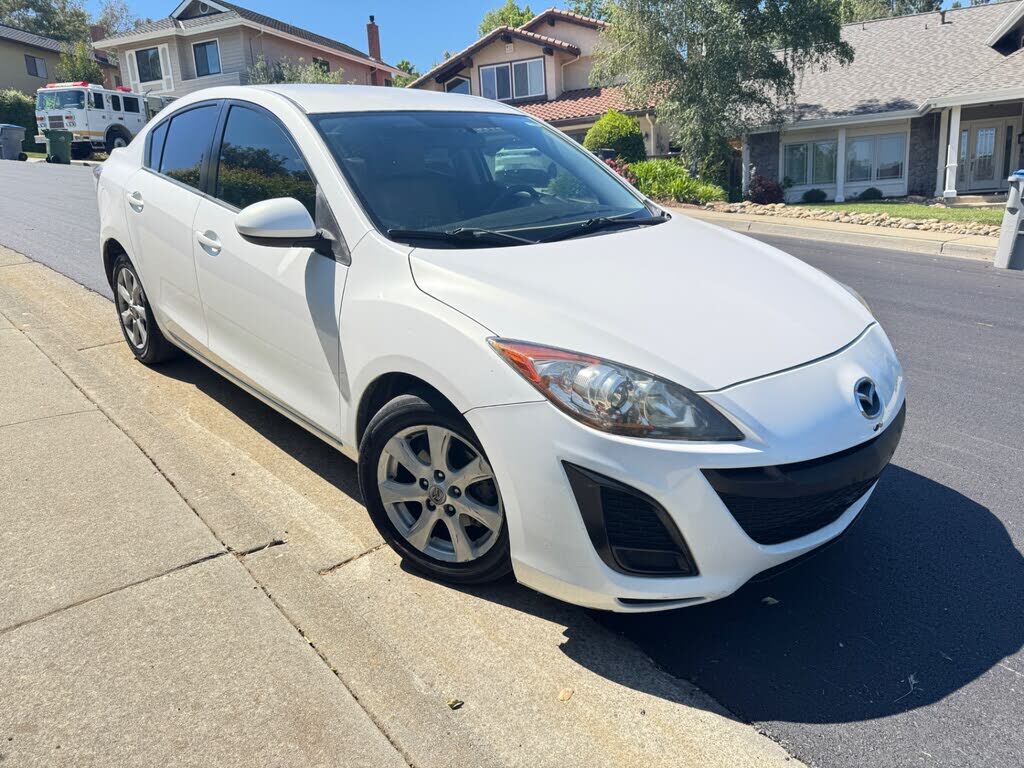 2010 MAZDA Mazda3