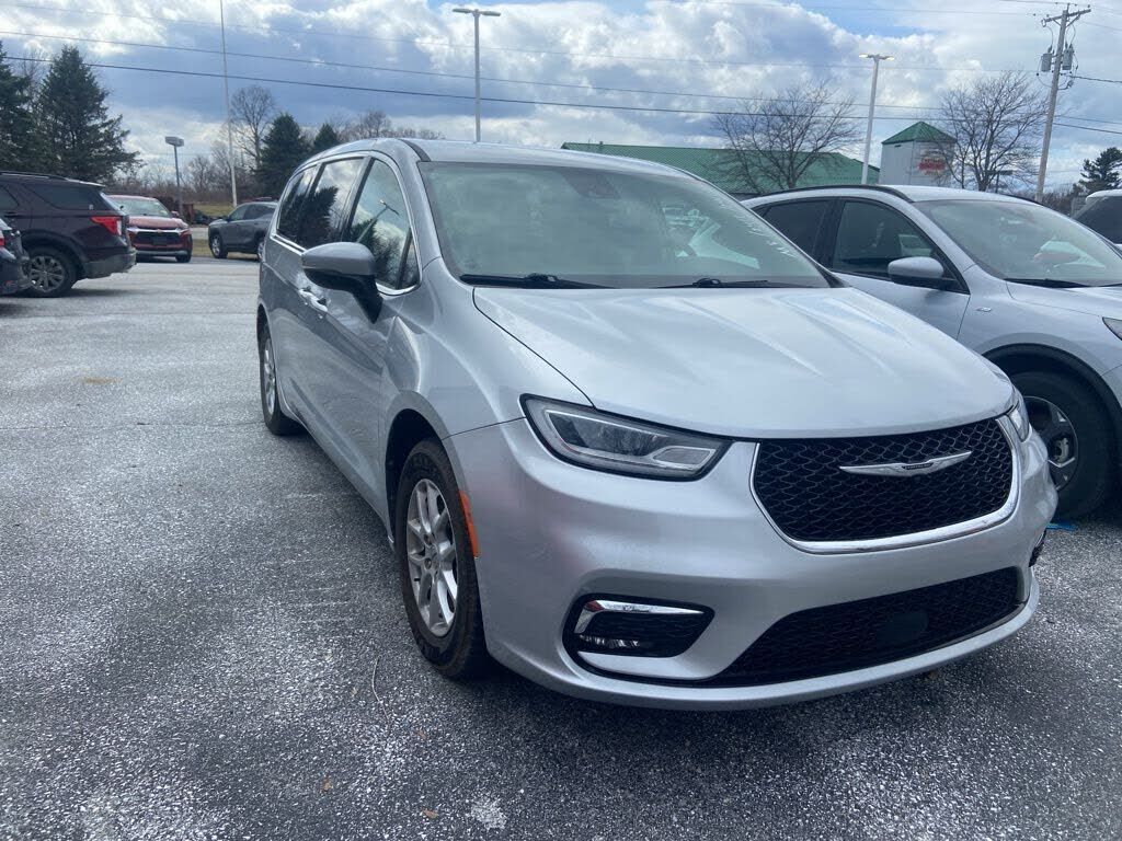 2023 CHRYSLER Pacifica