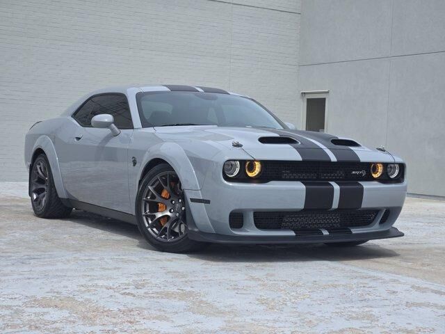 2020 DODGE Challenger