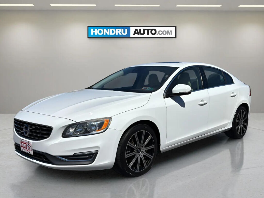 2017 VOLVO S60