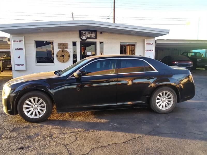 2014 CHRYSLER 300