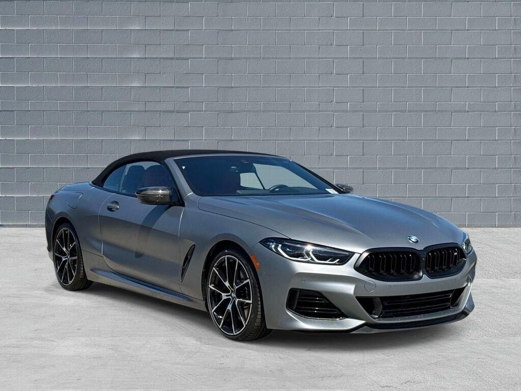 2023 BMW M8