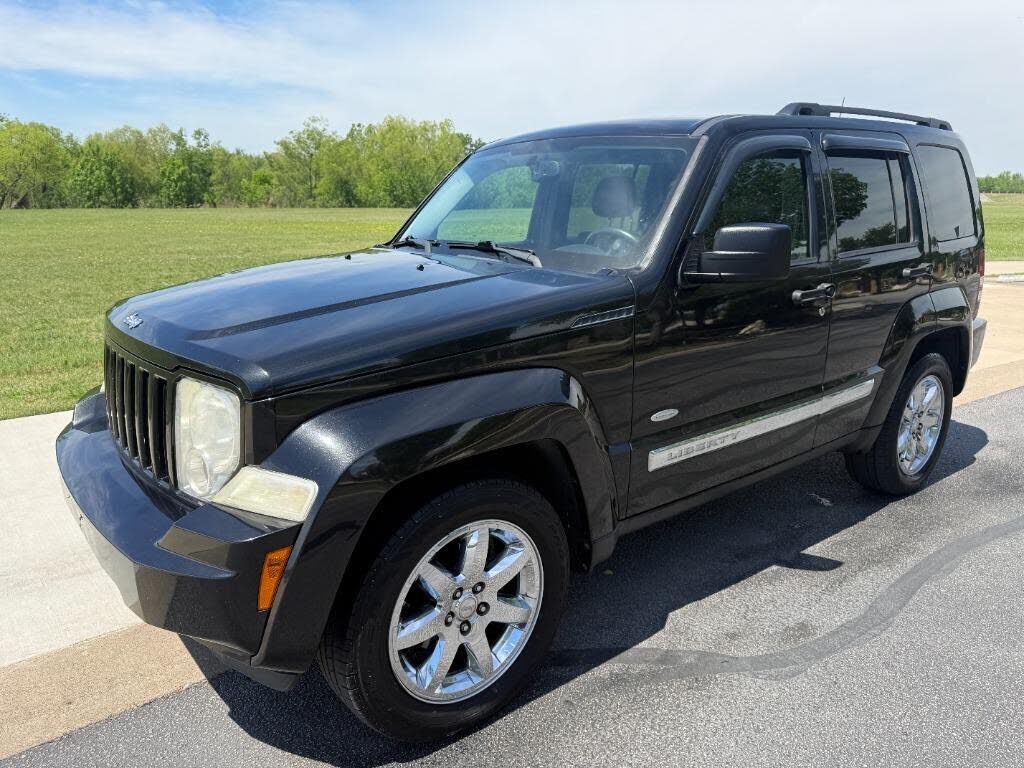 2012 JEEP Liberty