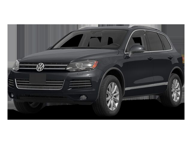 2014 VOLKSWAGEN Touareg