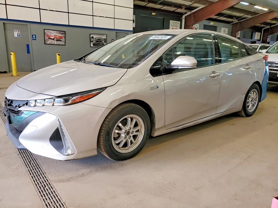 2019 TOYOTA Prius