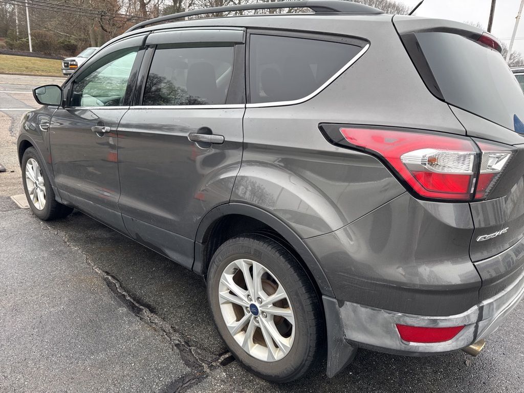2018 FORD Escape