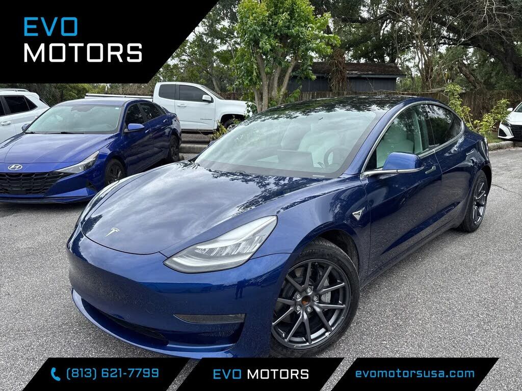 2020 TESLA Model 3