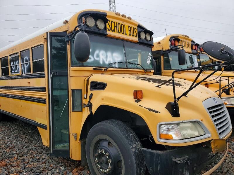 2011 BLUE BIRD BB Conventional