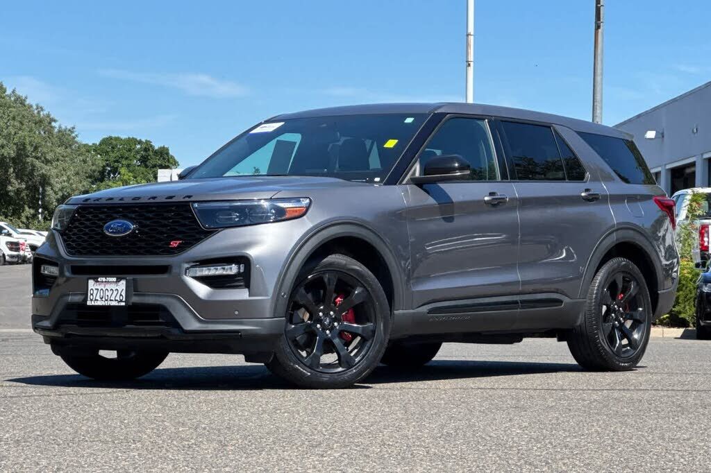 2022 FORD Explorer